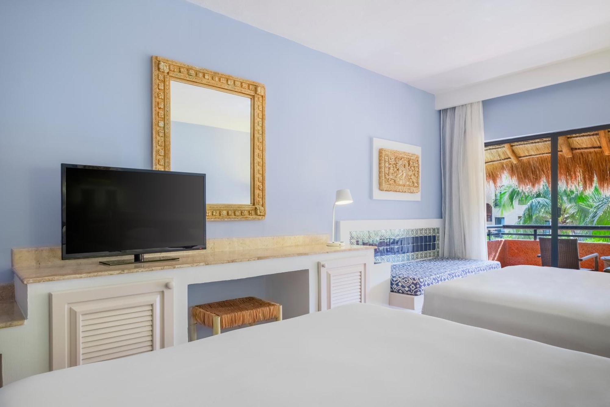 Resort Iberostar Waves Tucan