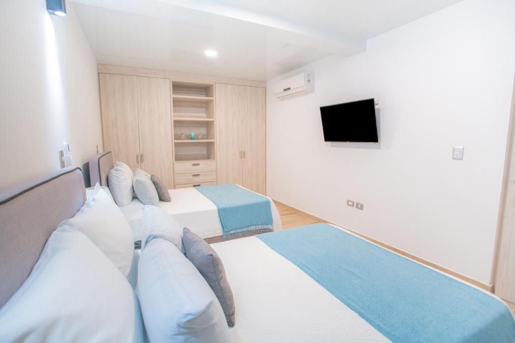 Macondo 5ta Av Residences Fi Hotel
