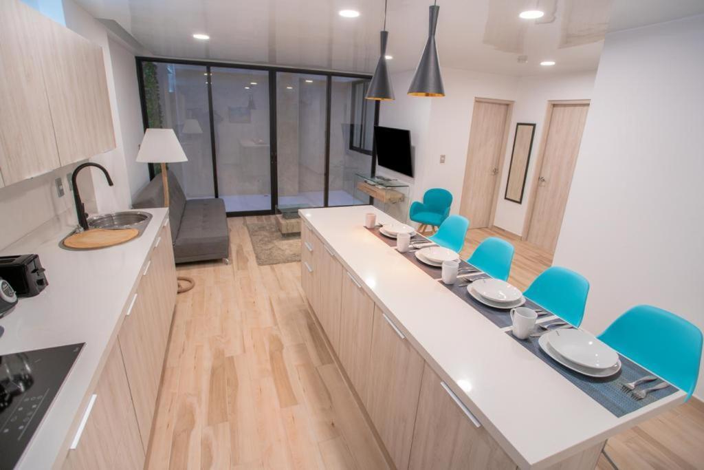 Macondo 5ta Av Residences Fi