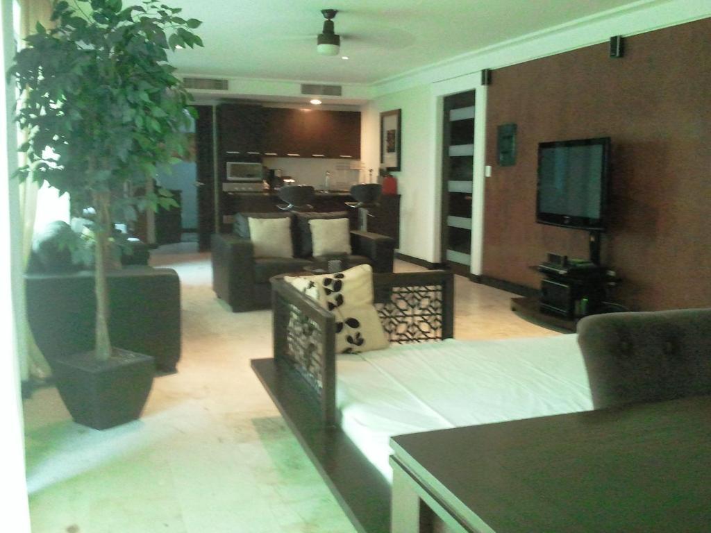 Apartment Lotus By Playa District
