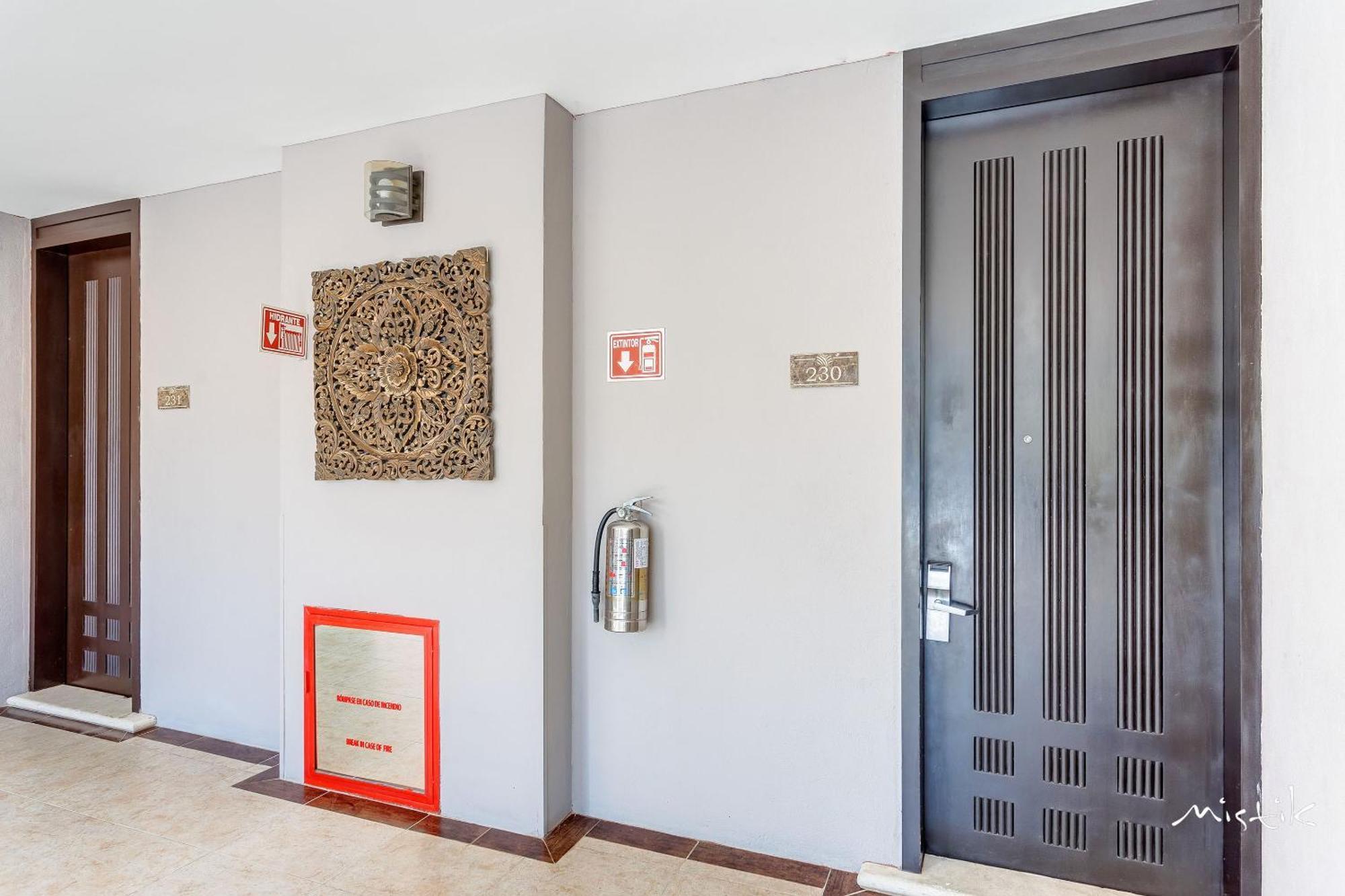 Aldea Thai L Resort-style Pool & Gym Apartamento Playa del Carmen