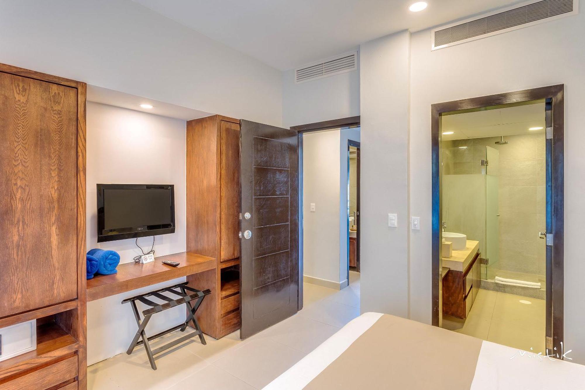 Aldea Thai L Resort-style Pool & Gym * Playa del Carmen