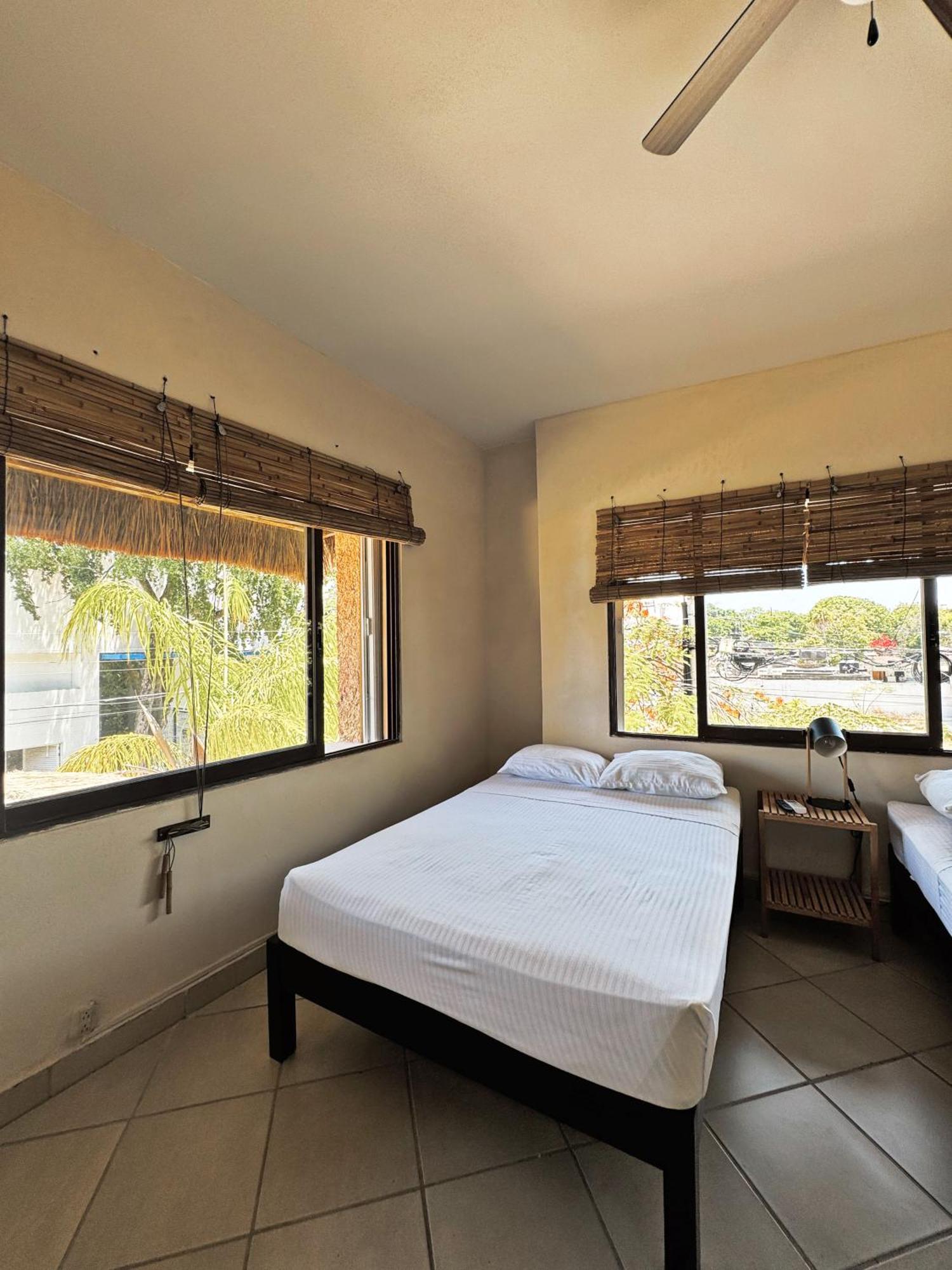 Hostal 3b Wellness & Adults Only *