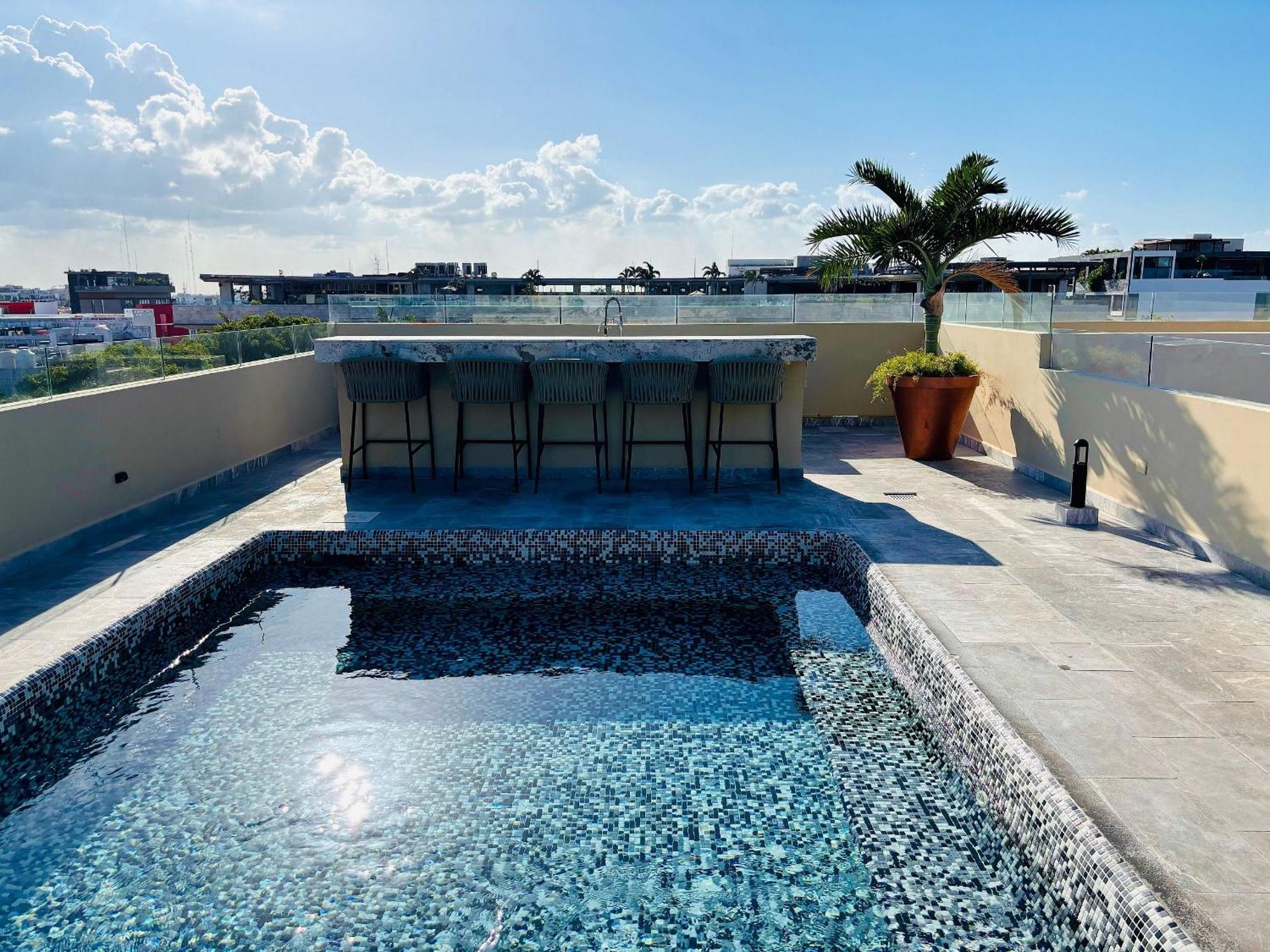 1 Block From The Ocean And 5thav Holiday home *