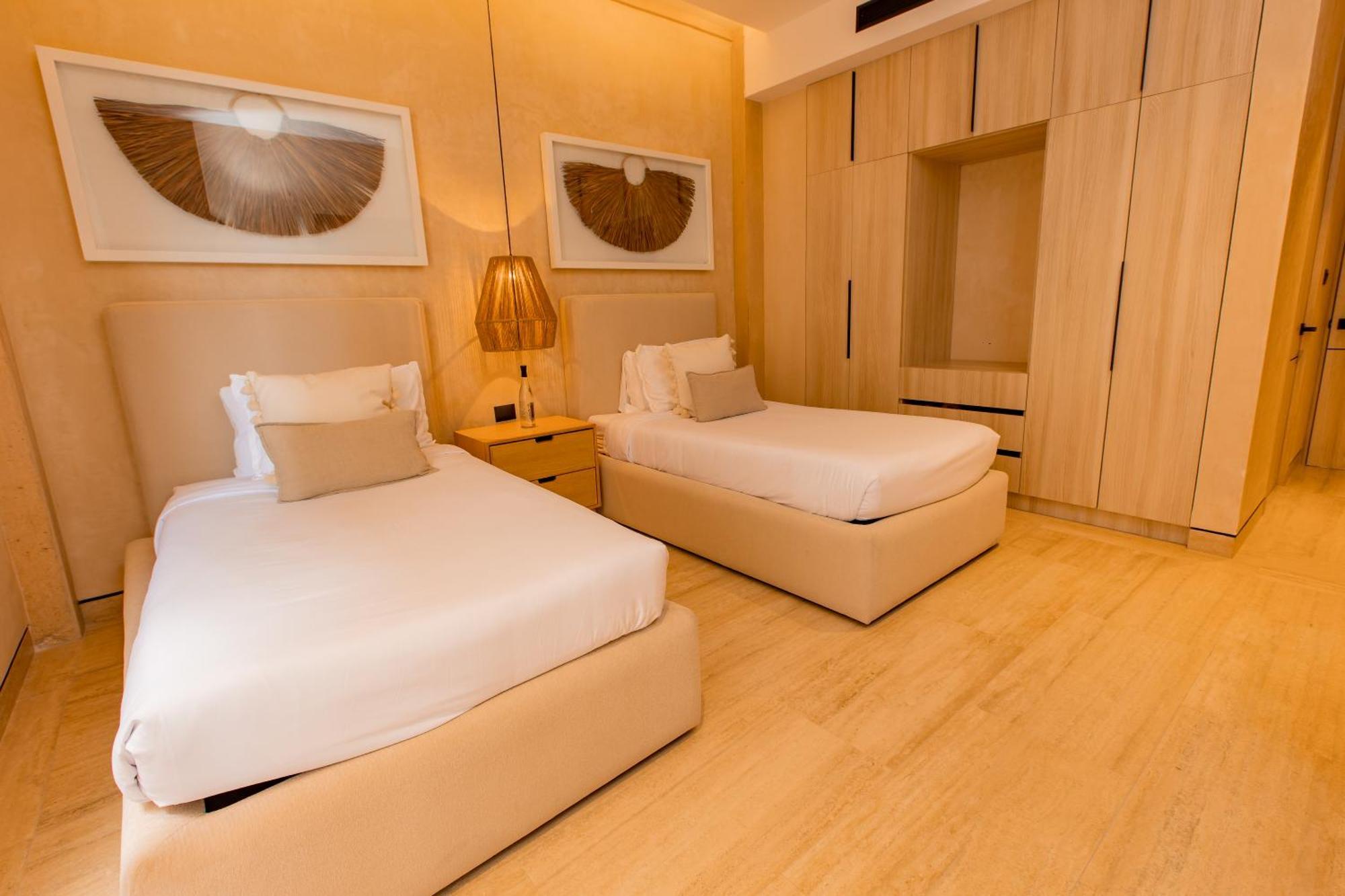 Lumina At The Village Luxury Residences In Corasol Apartment *
