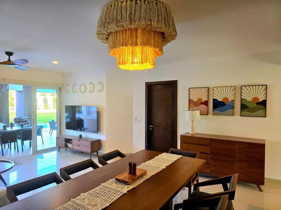 Private Pool & Jacuzzi, By The Ocean, 2 Bdr