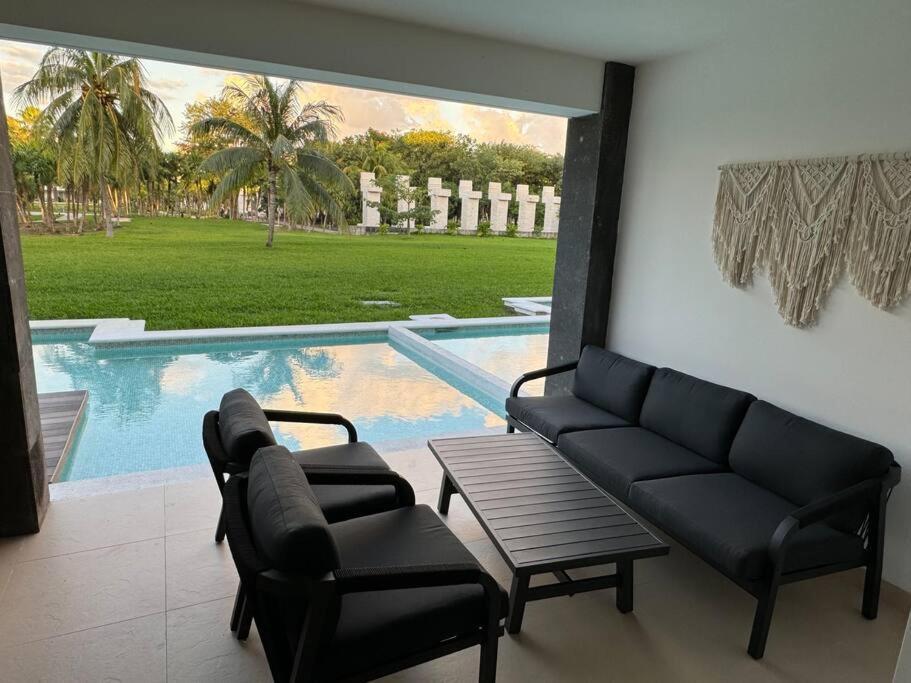 Private Pool & Jacuzzi, By The Ocean, 2 Bdr