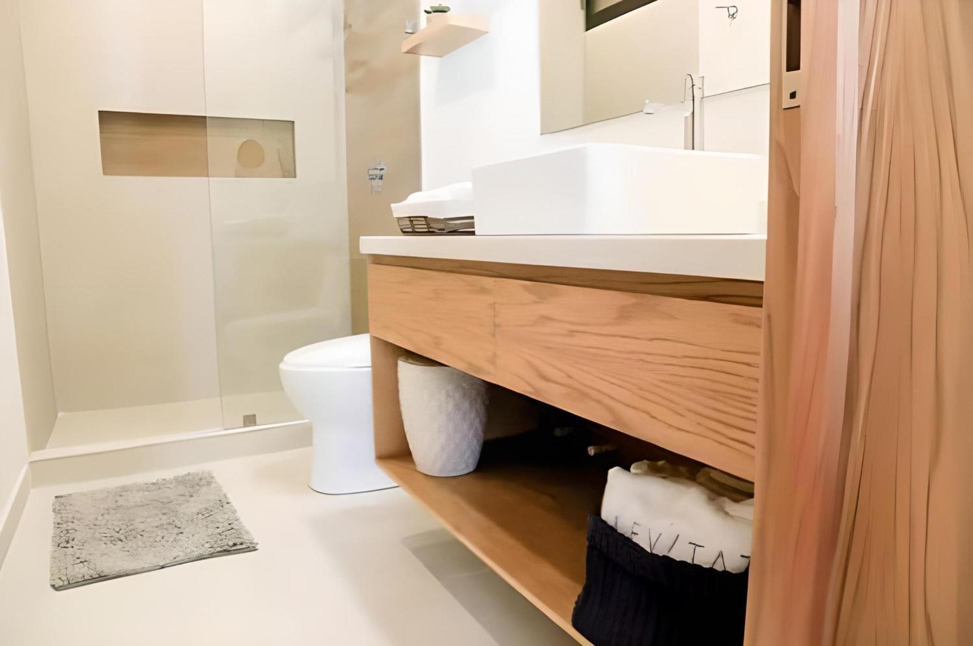 Aparthotel Levitat 32 2*
