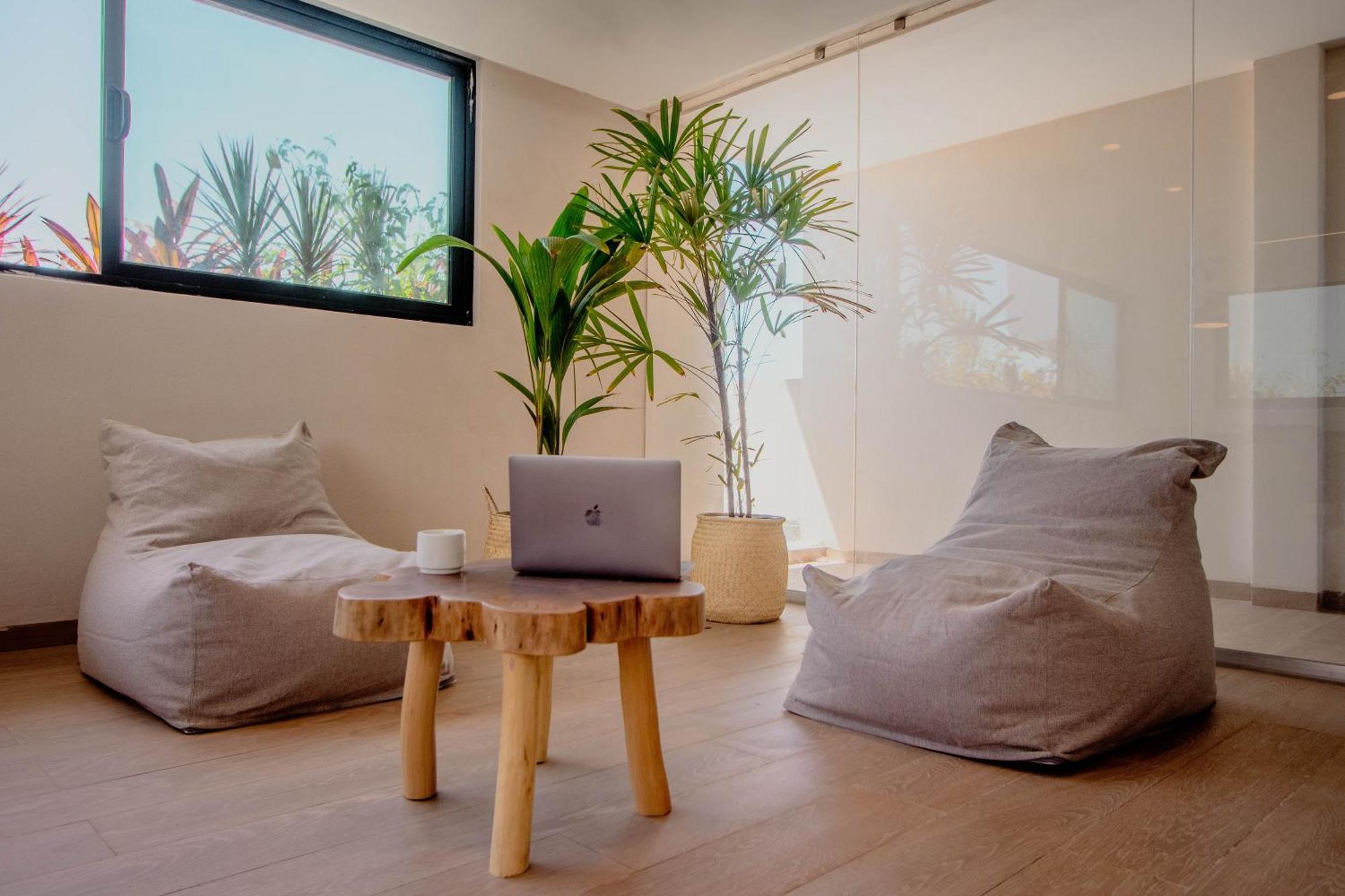 Sensai Downtown Luxury Apartment