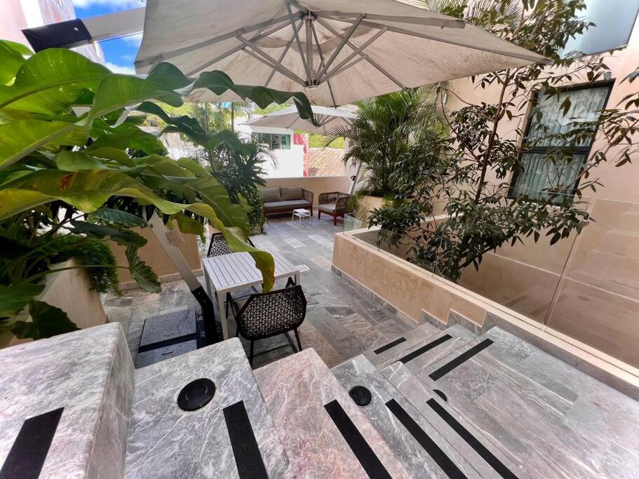Ocean View Jacuzzi & Pool-2bedroom * Playa del Carmen