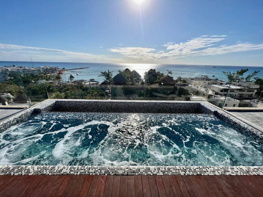 Ocean View Jacuzzi & Pool-2bedroom Apartment *