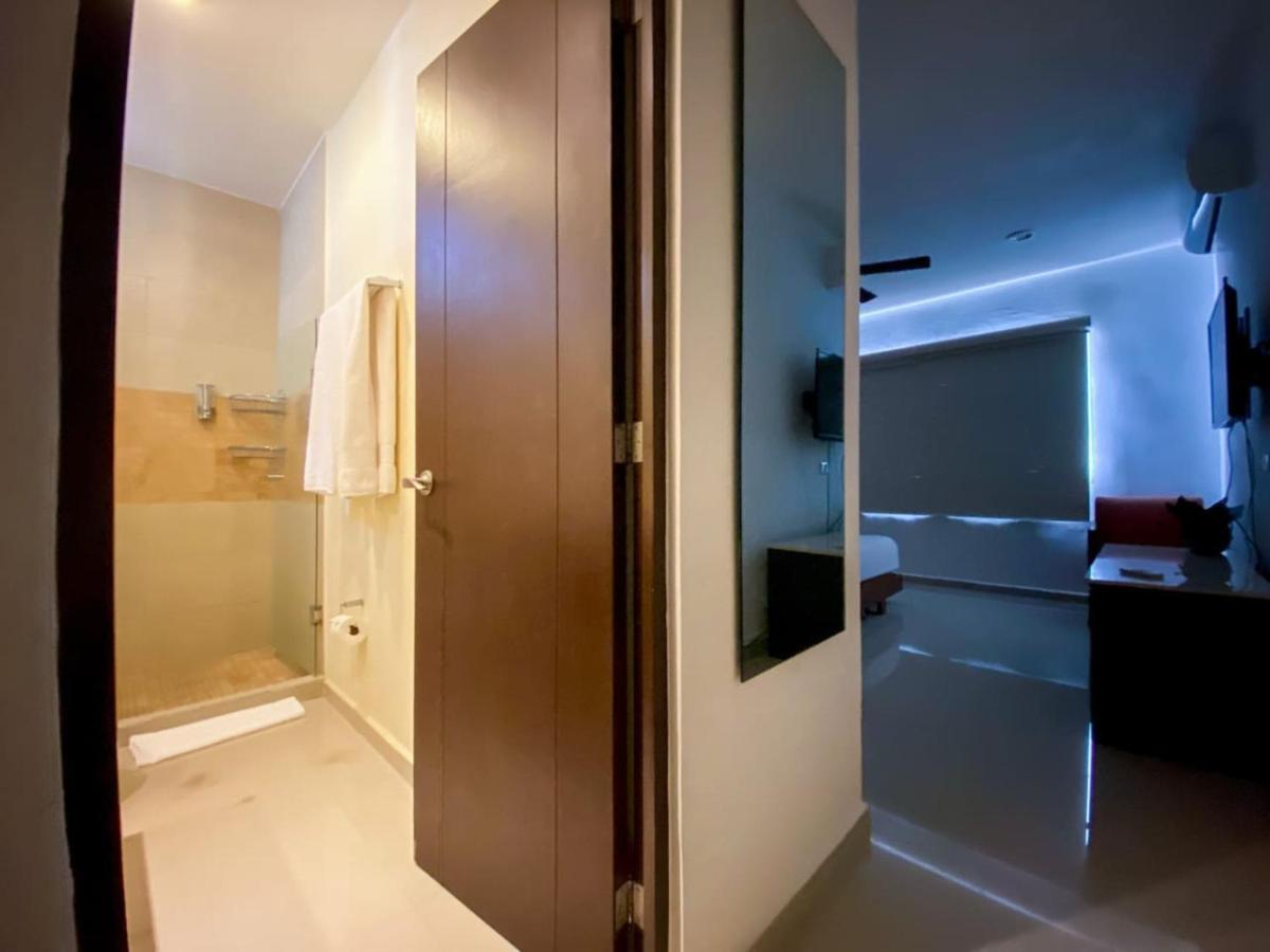 Apartment Downtown 6br Ph With 2 Private Jacuzzi For Large Groups Playa del Carmen