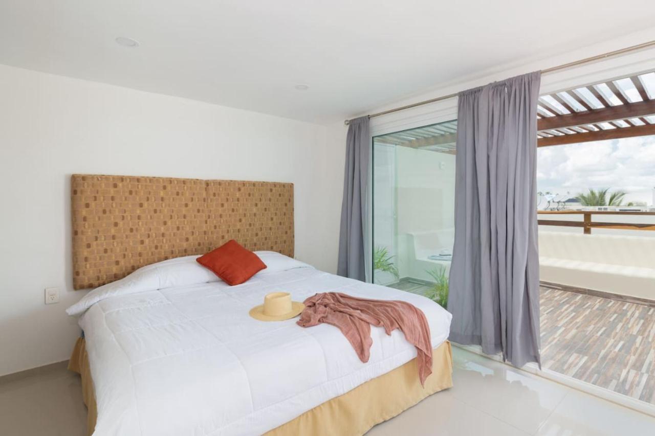 Downtown 6br Ph With 2 Private Jacuzzi For Large Groups Apartment Playa del Carmen