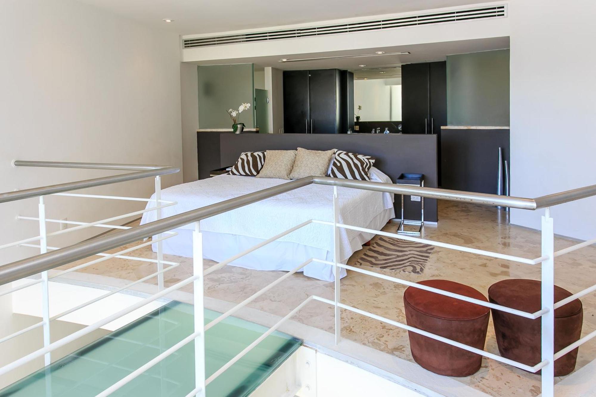 Magia Apartments, Resort-style, Prime Location With Ocean Views! *