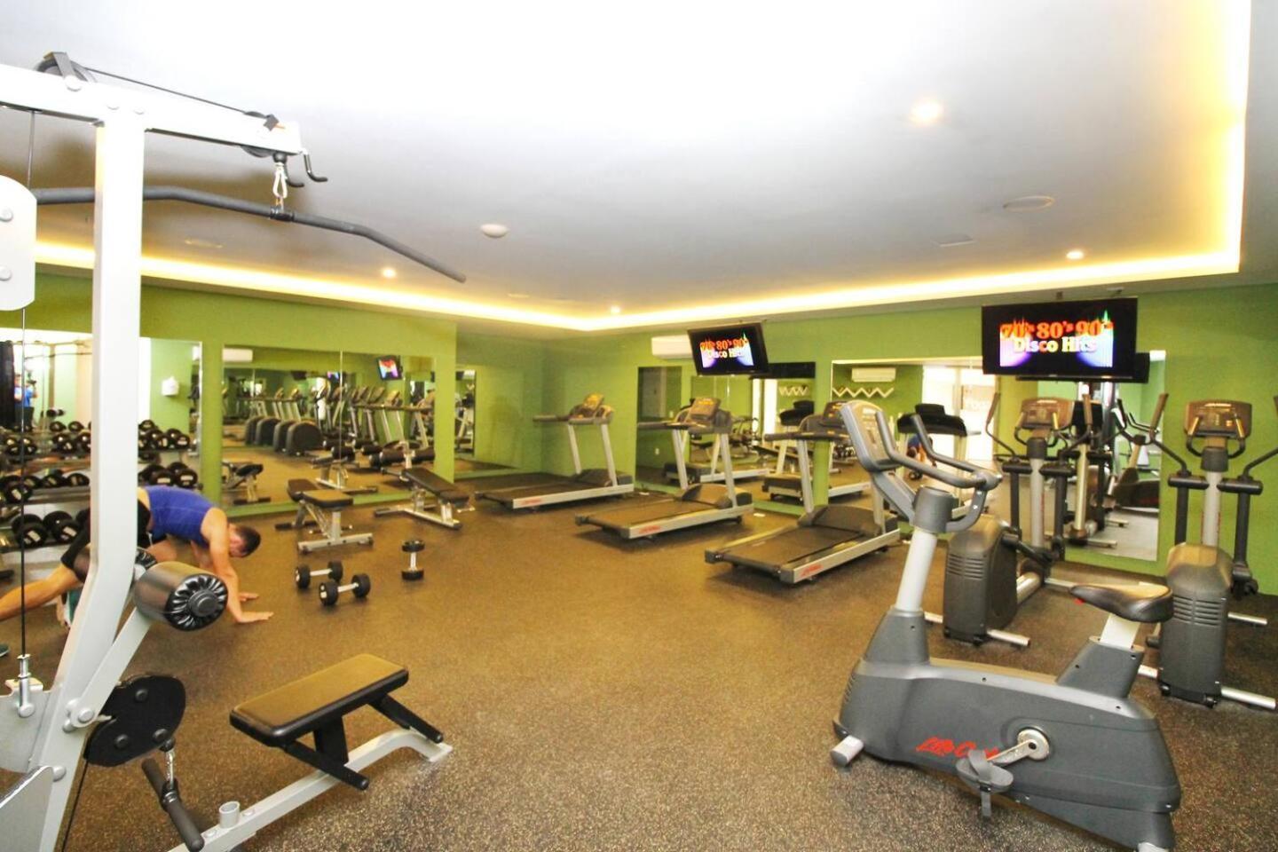 Apartment Downtown Stylish 2br With Large Terrace Pool Gym And Bar