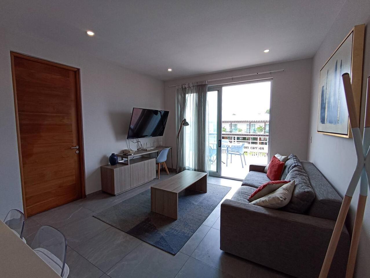 Apartment Downtown Stylish 2br With Large Terrace Pool Gym And Bar *