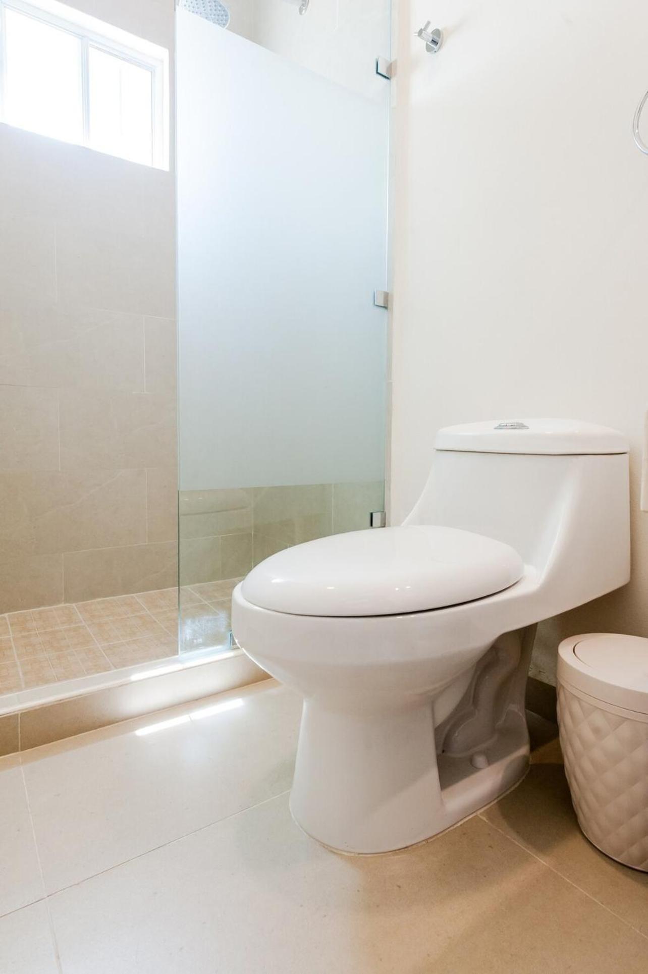 Holiday home Workation Paradise Gated, Wifi 500mb, Gym, Pool *