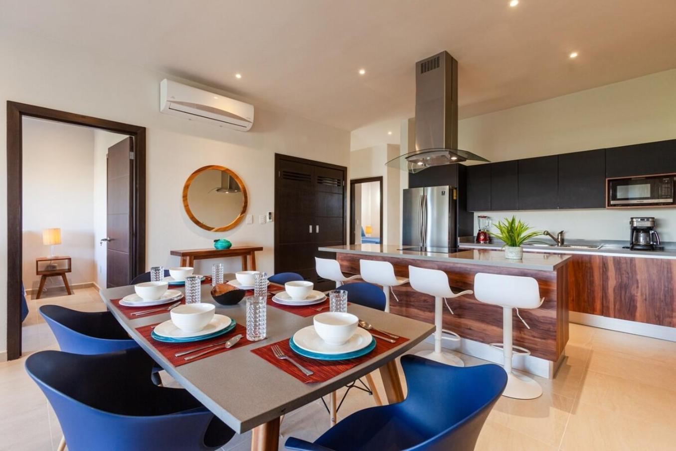 Modern Wifi 200mb, 2 Gyms, 6pools, Balcony Holiday home *
