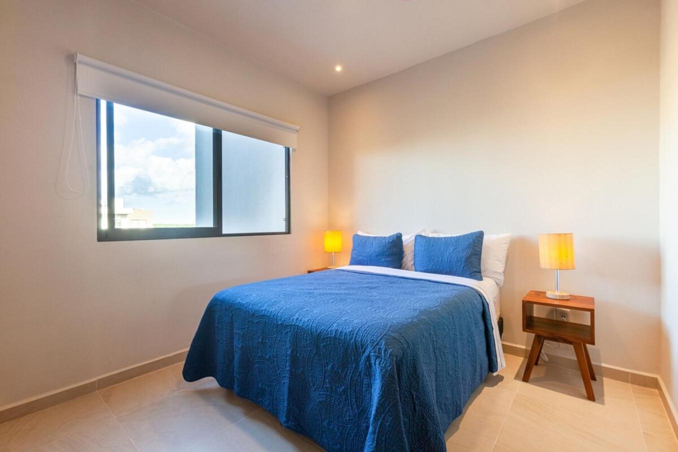 Holiday home Modern Wifi 200mb, 2 Gyms, 6pools, Balcony