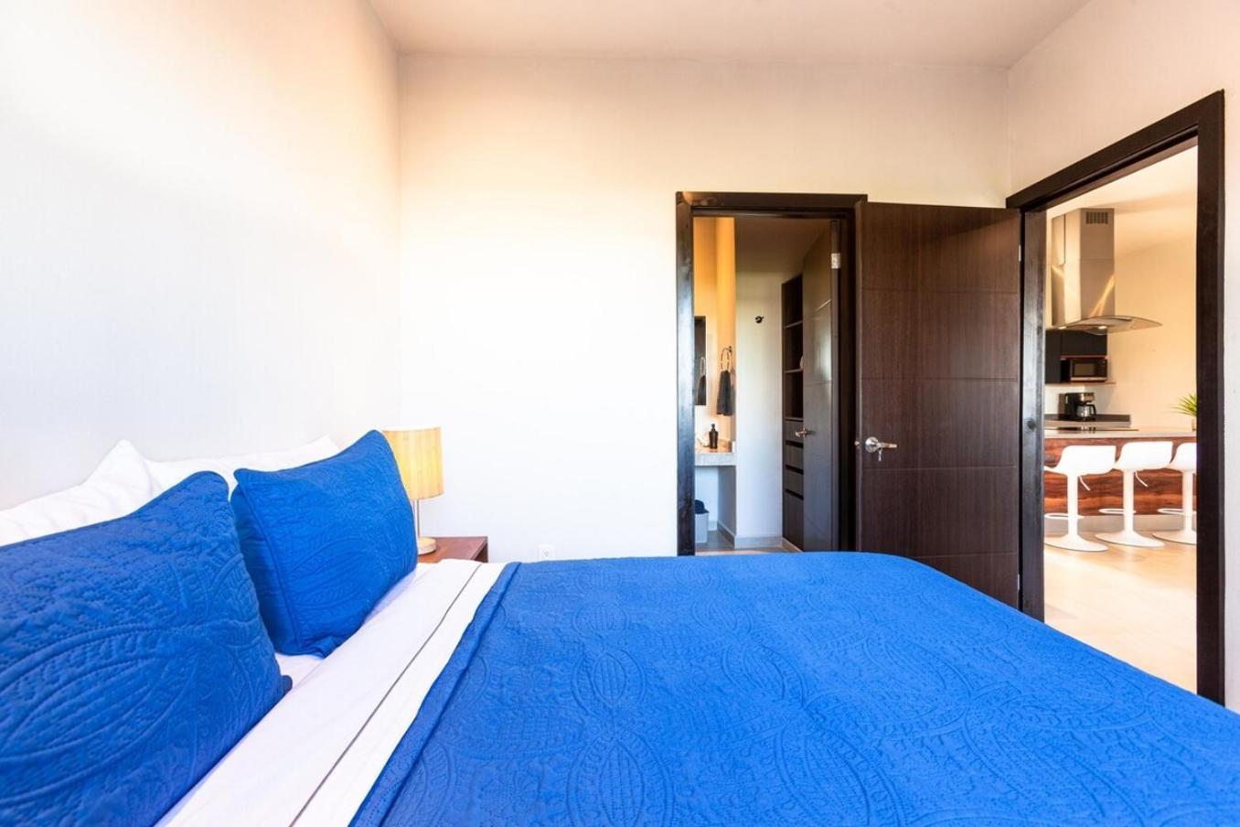 Holiday home Modern Wifi 200mb, 2 Gyms, 6pools, Balcony *