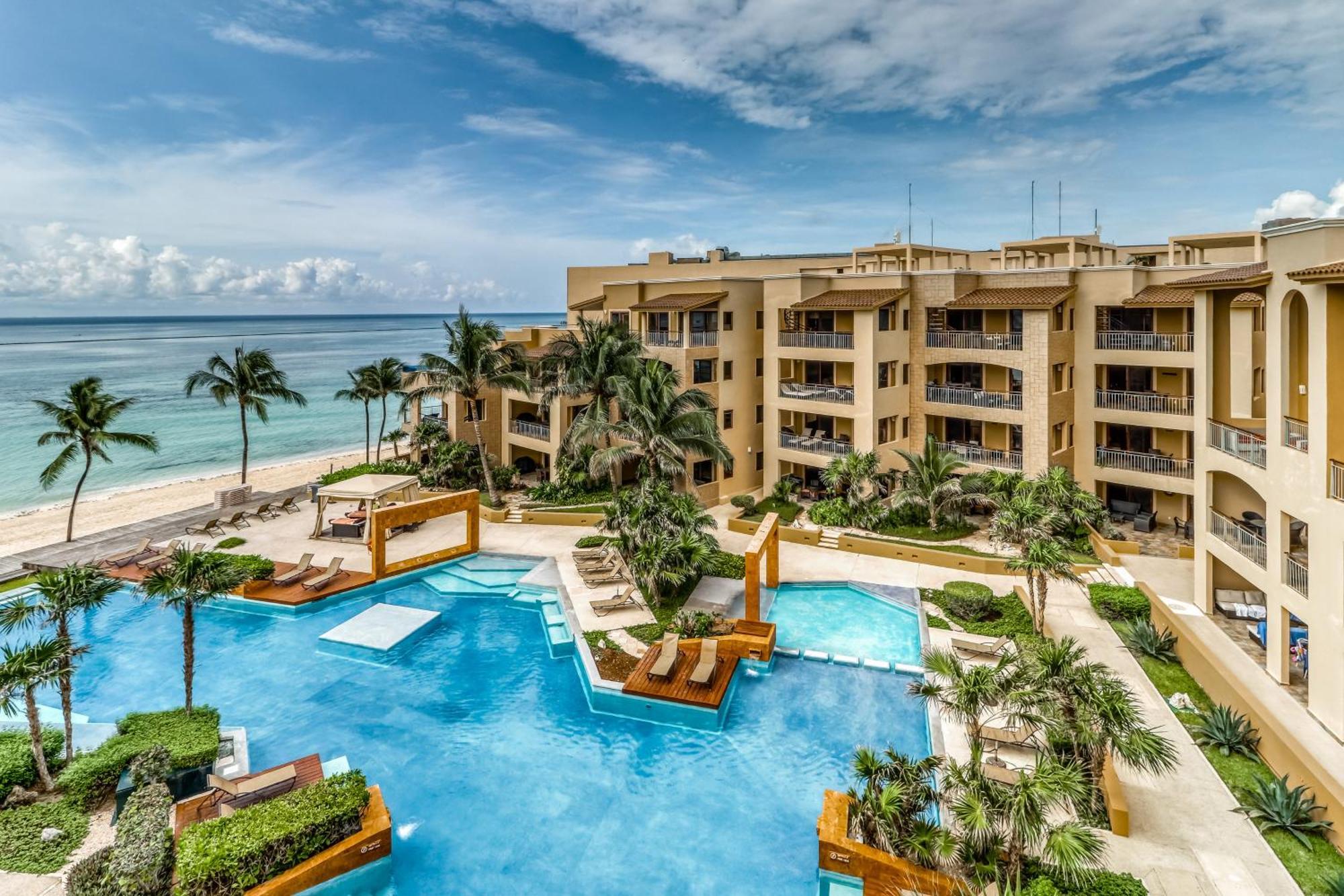 Residences El Faro, Coral 305