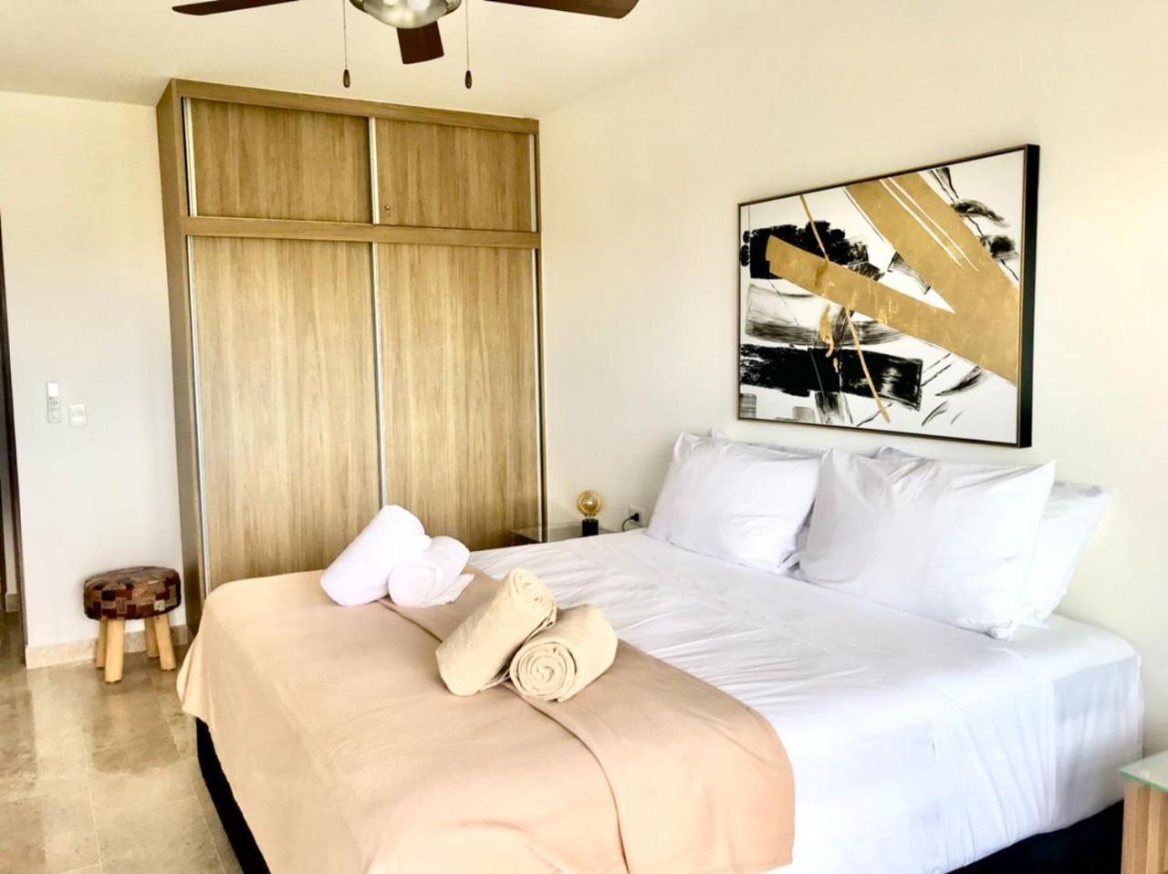 Apartment Serenada 514 Modern 2bdr 5min Walk To 5th Av