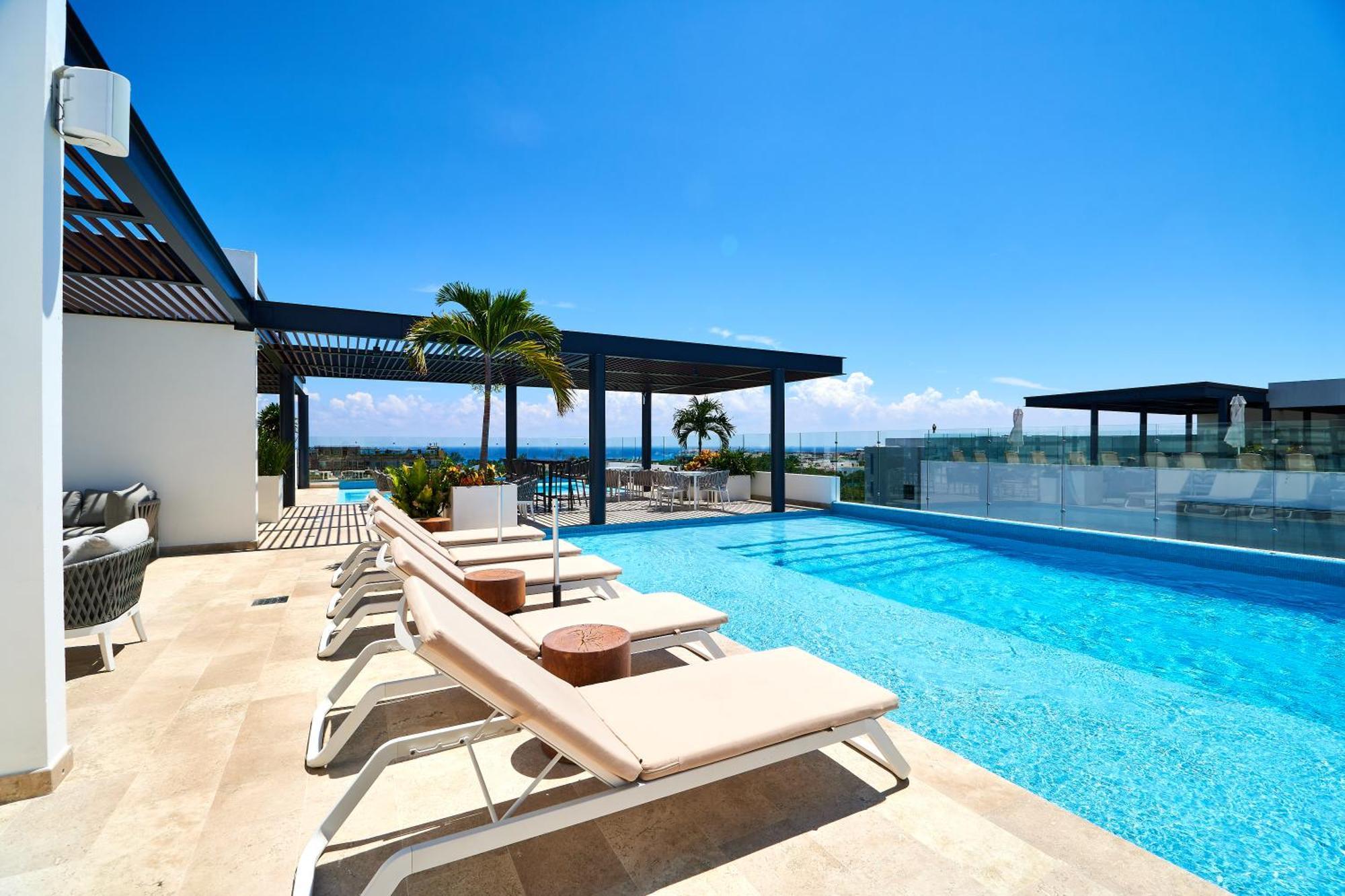 Luxury 2-story With Jacuzzi Apartment Playa del Carmen