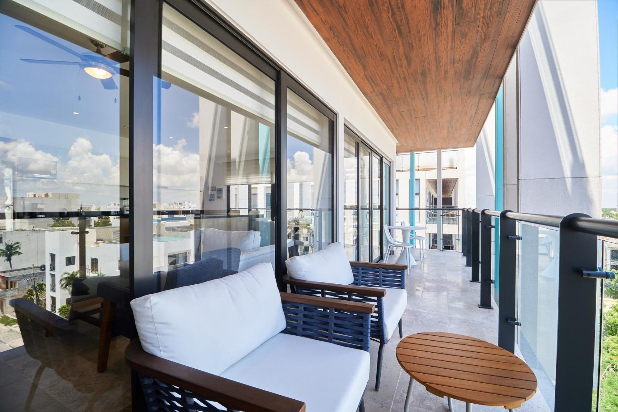 Apartment Luxury 2-story With Jacuzzi