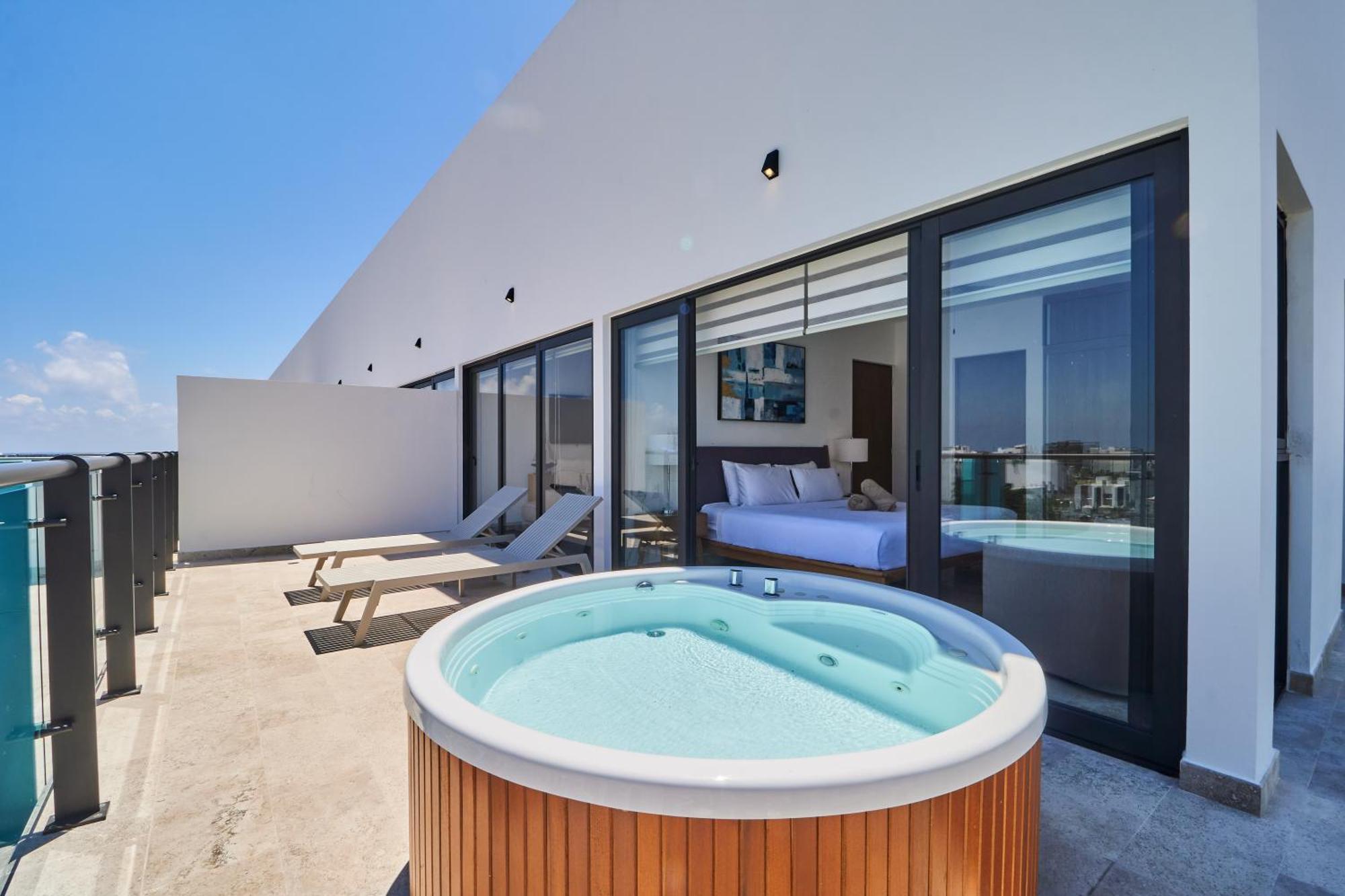 Apartment Luxury 2-story With Jacuzzi