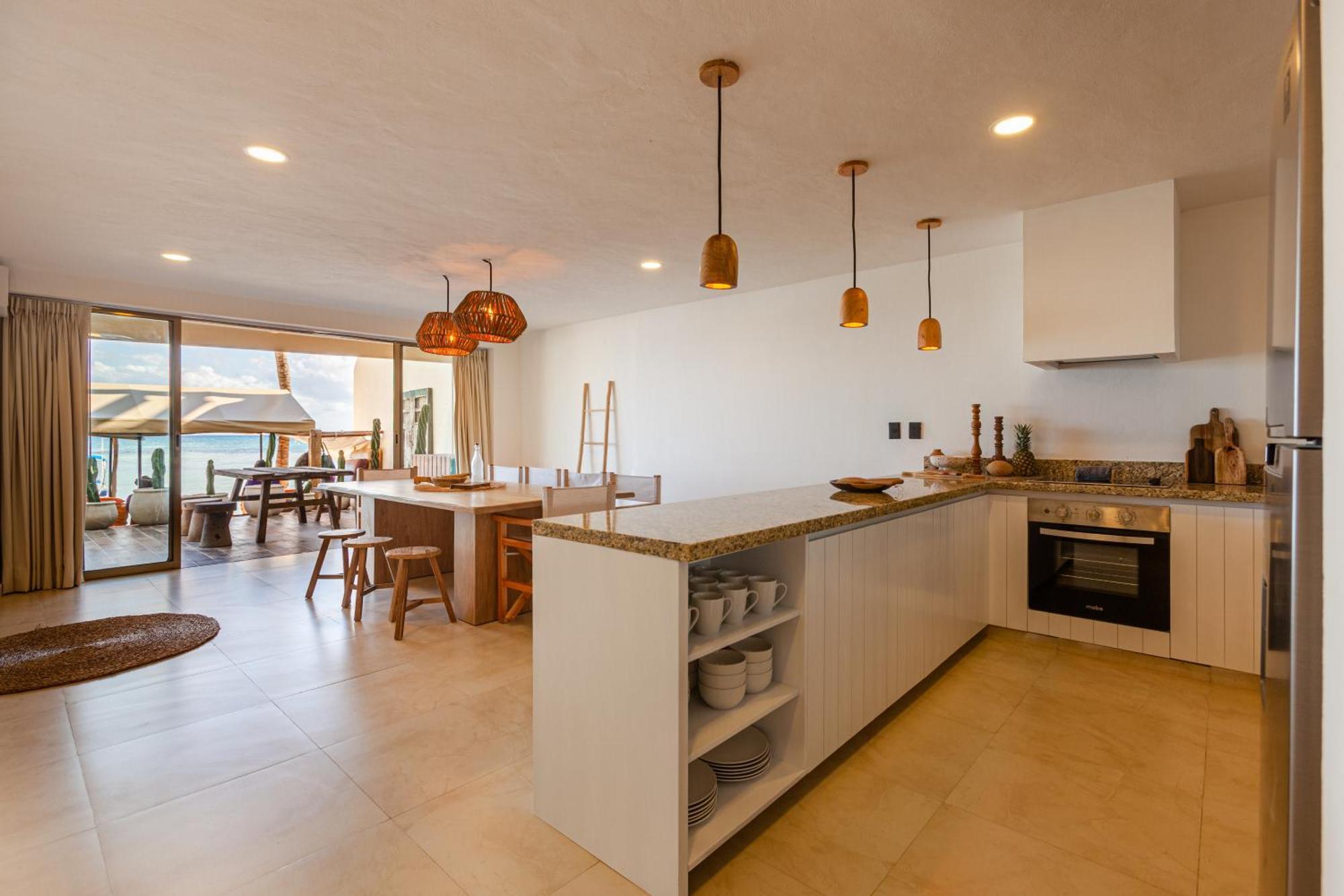 Apartment Ocean Plaza By Zama Homes *
