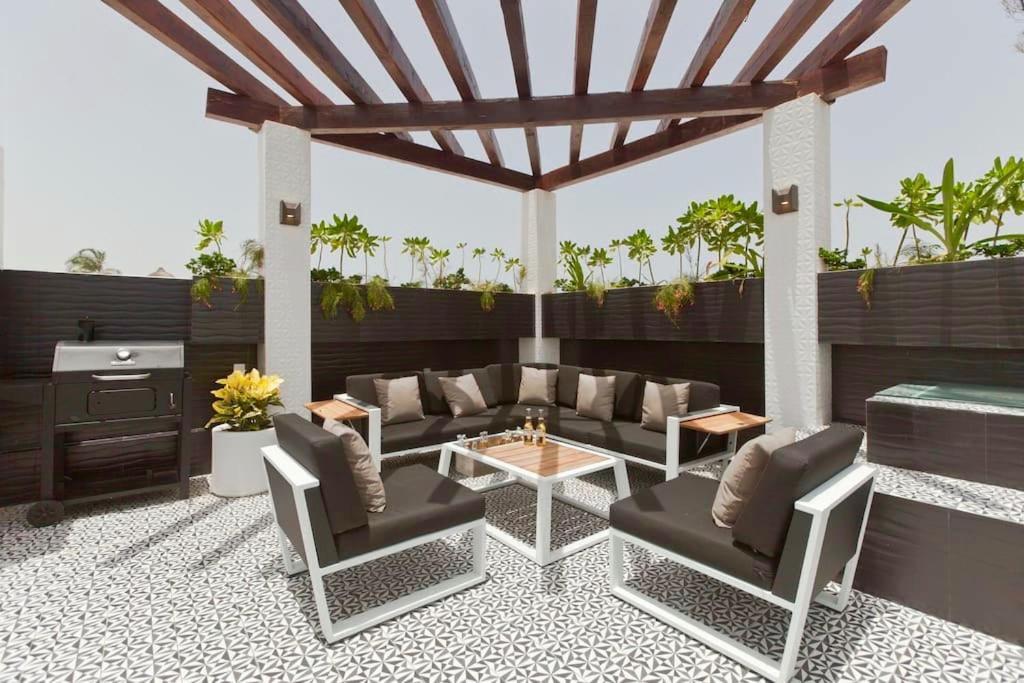 Ocean Plaza By Zama Homes