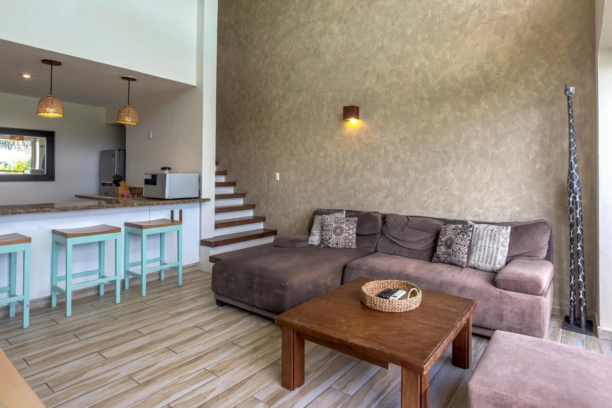 Apartment Ocean Plaza By Zama Homes