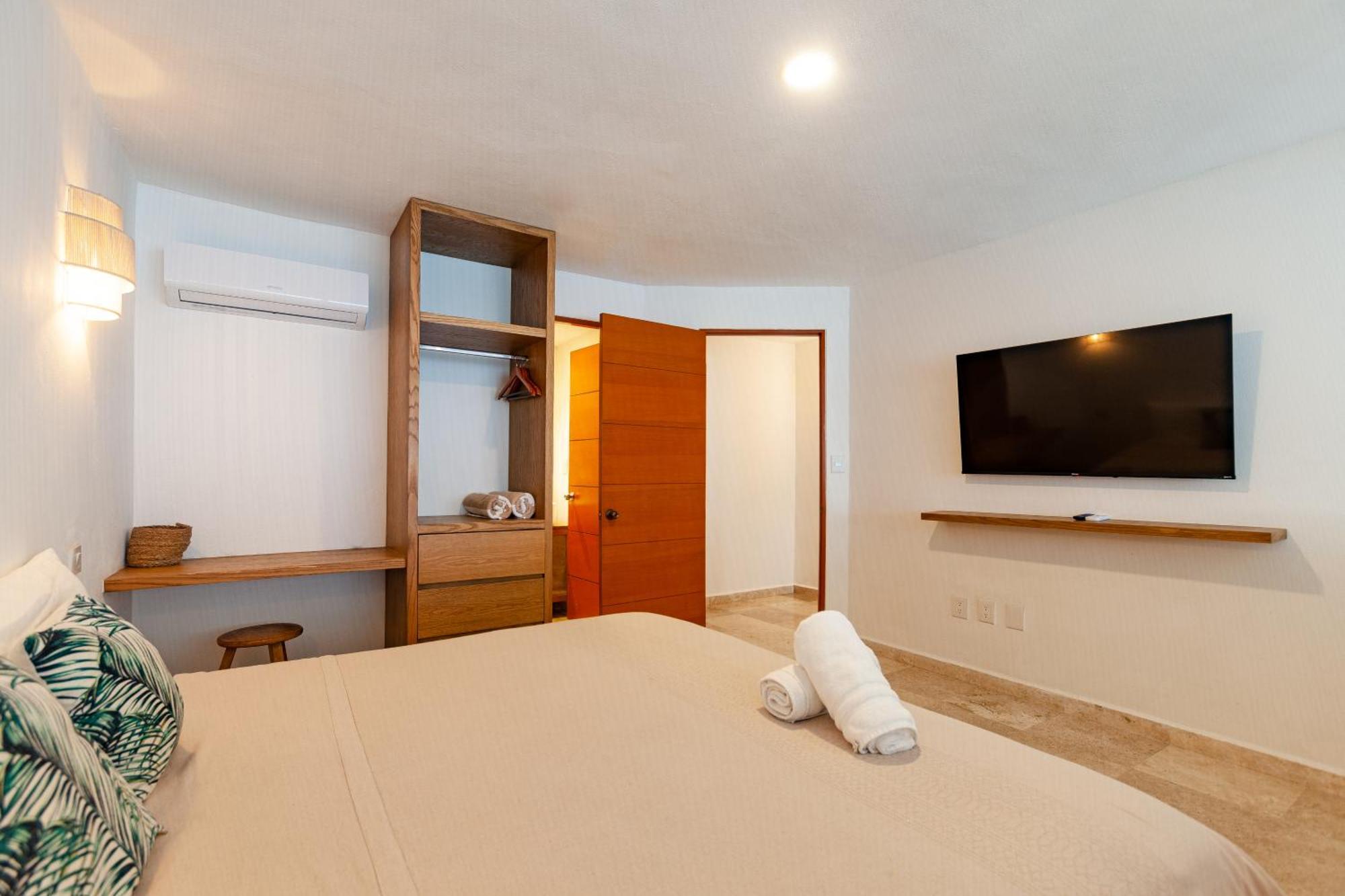 Apartment Ocean Plaza By Zama Homes