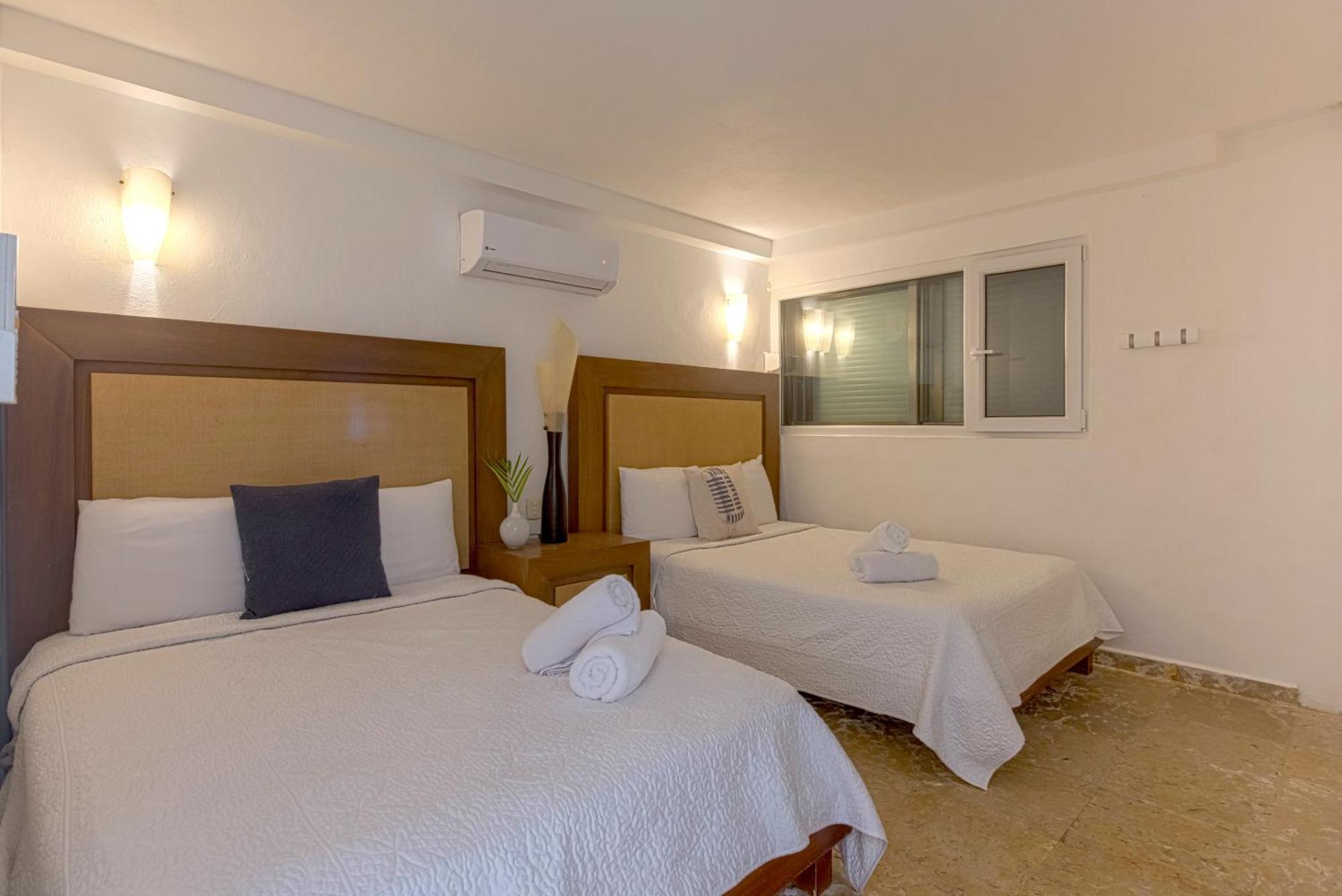 Ocean Plaza By Zama Homes Apartment