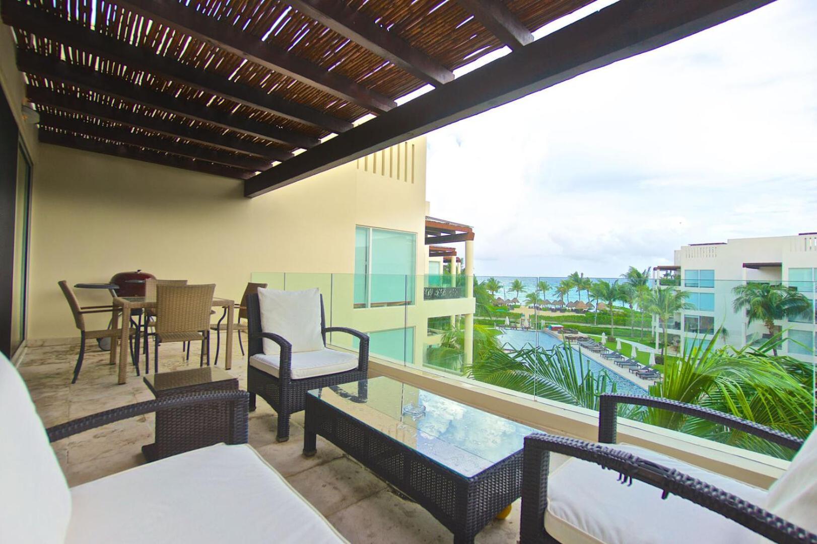 Aparthotel The Elements Oceanfront & Beachside Playa del Carmen