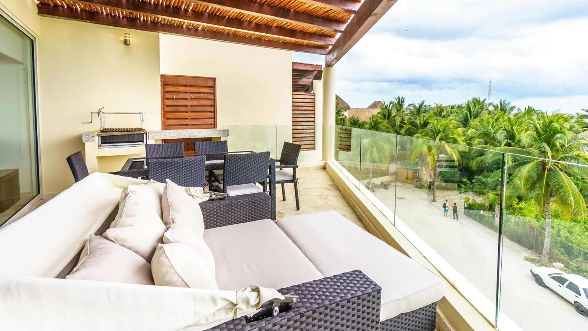 Aparthotel The Elements Oceanfront & Beachside Playa del Carmen