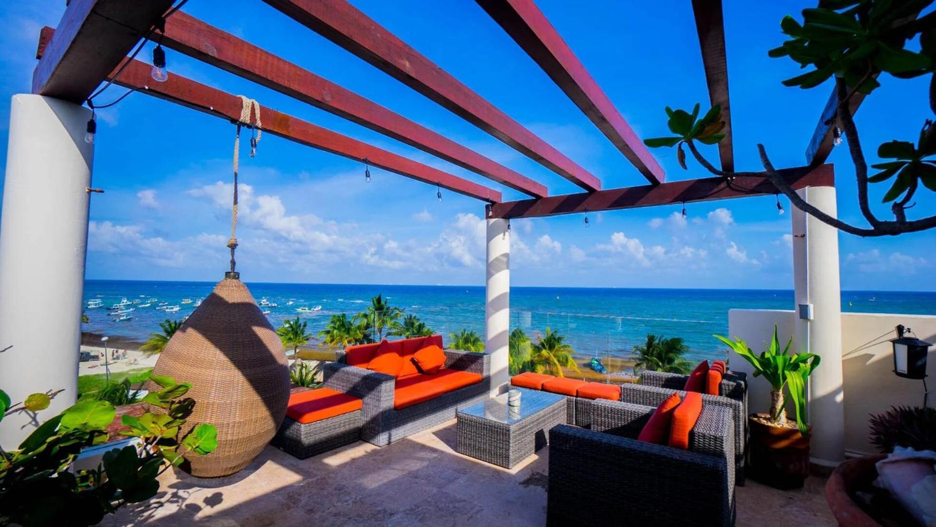 Aparthotel The Elements Oceanfront & Beachside
