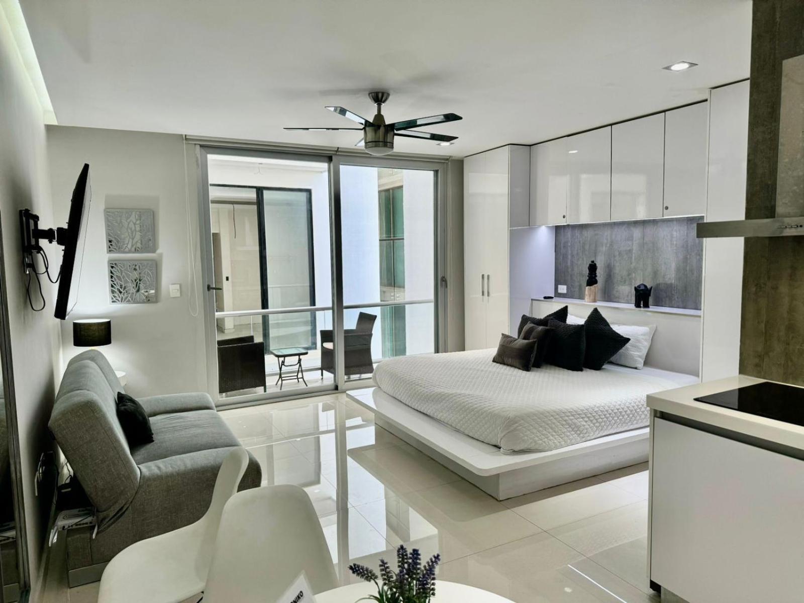 Stylish And Fancy Next To 5th Av Roof Pool Dk * Playa del Carmen