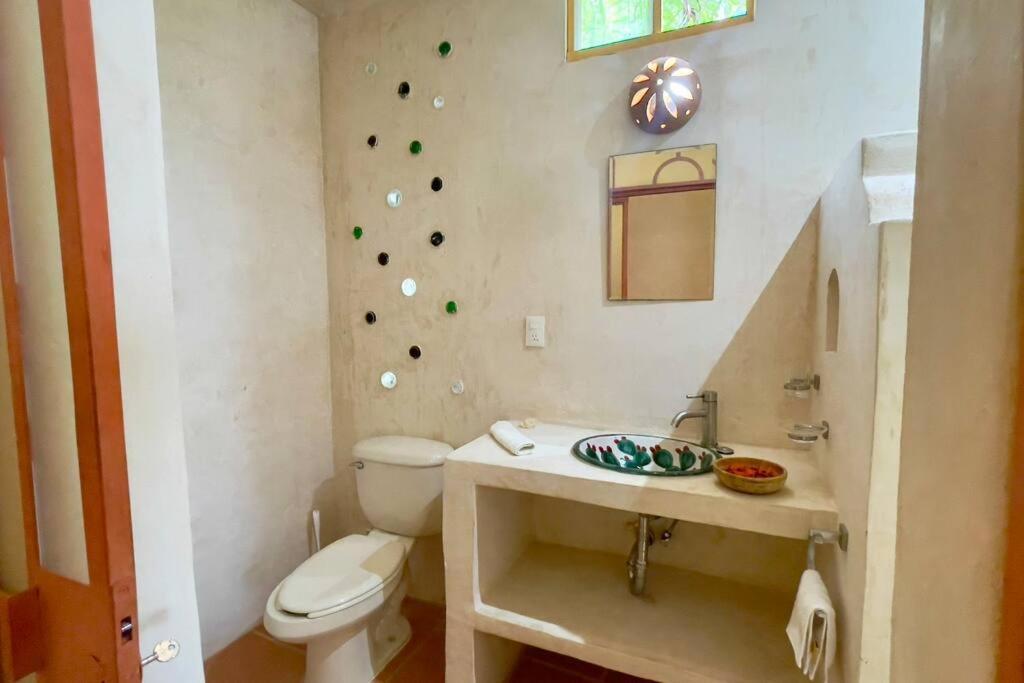 Ferienhaus Breezy And Fresh House With Roof Just 25 Min Walk To Sea Playa del Carmen