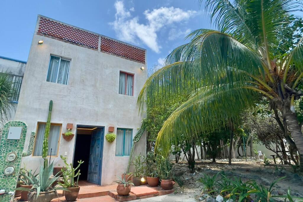 Breezy And Fresh House With Roof Just 25 Min Walk To Sea Ferienhaus *