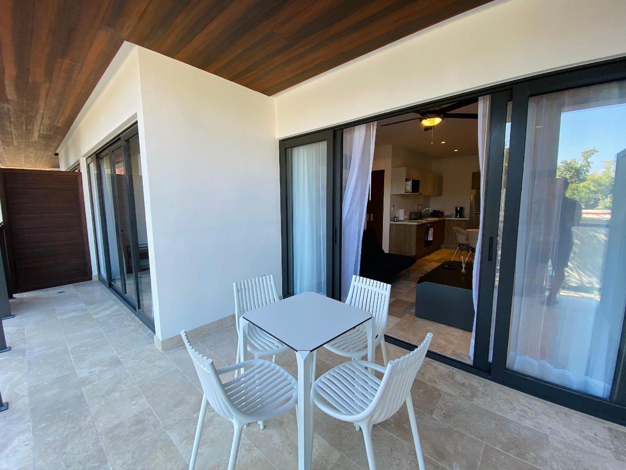 Ipana 2 Bedrooms 3 Blocks From The Sea. Vakantiehuis