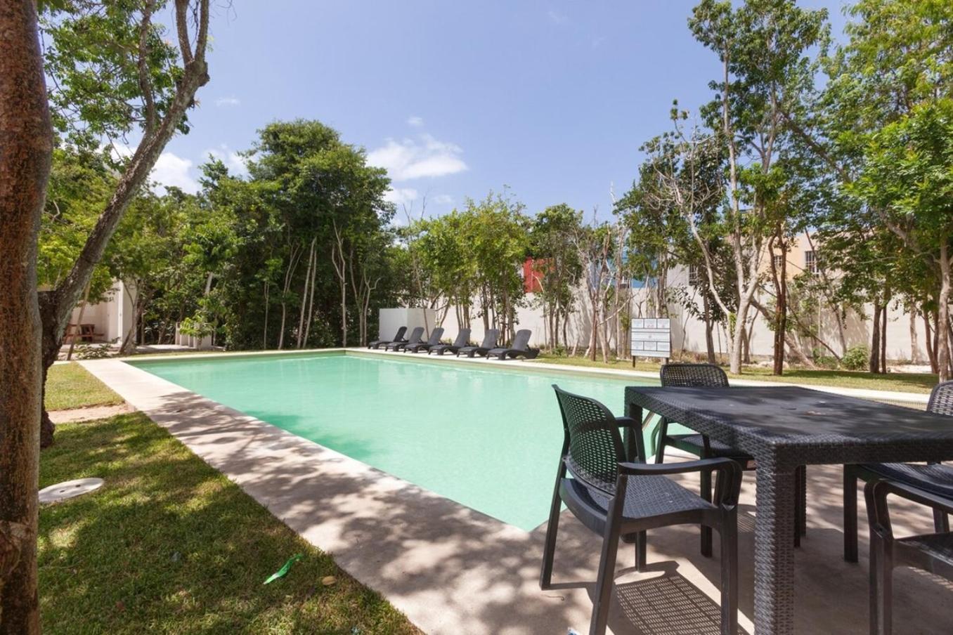 Family Friendly10min To Beachwifi200mbgympool Holiday home
