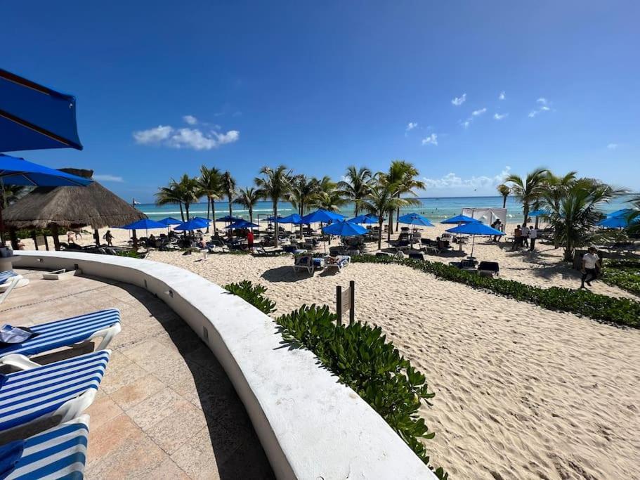 Apartment Lovely 2 Bdrm In Gated Community & Pool View Playa del Carmen