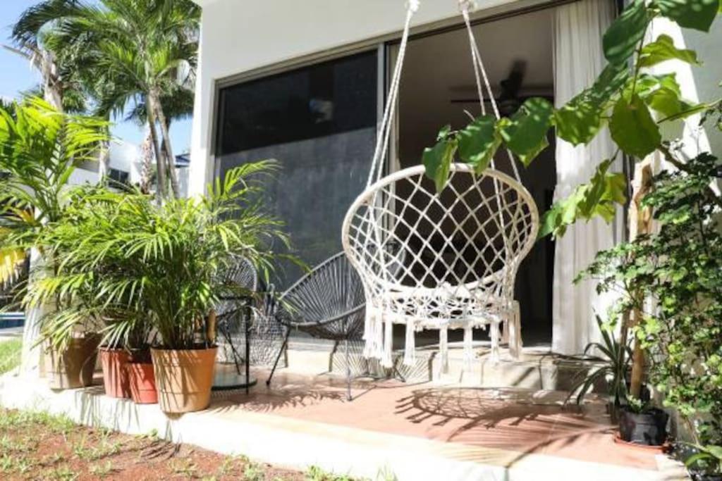 Apartment Lovely 2 Bdrm In Gated Community & Pool View Playa del Carmen