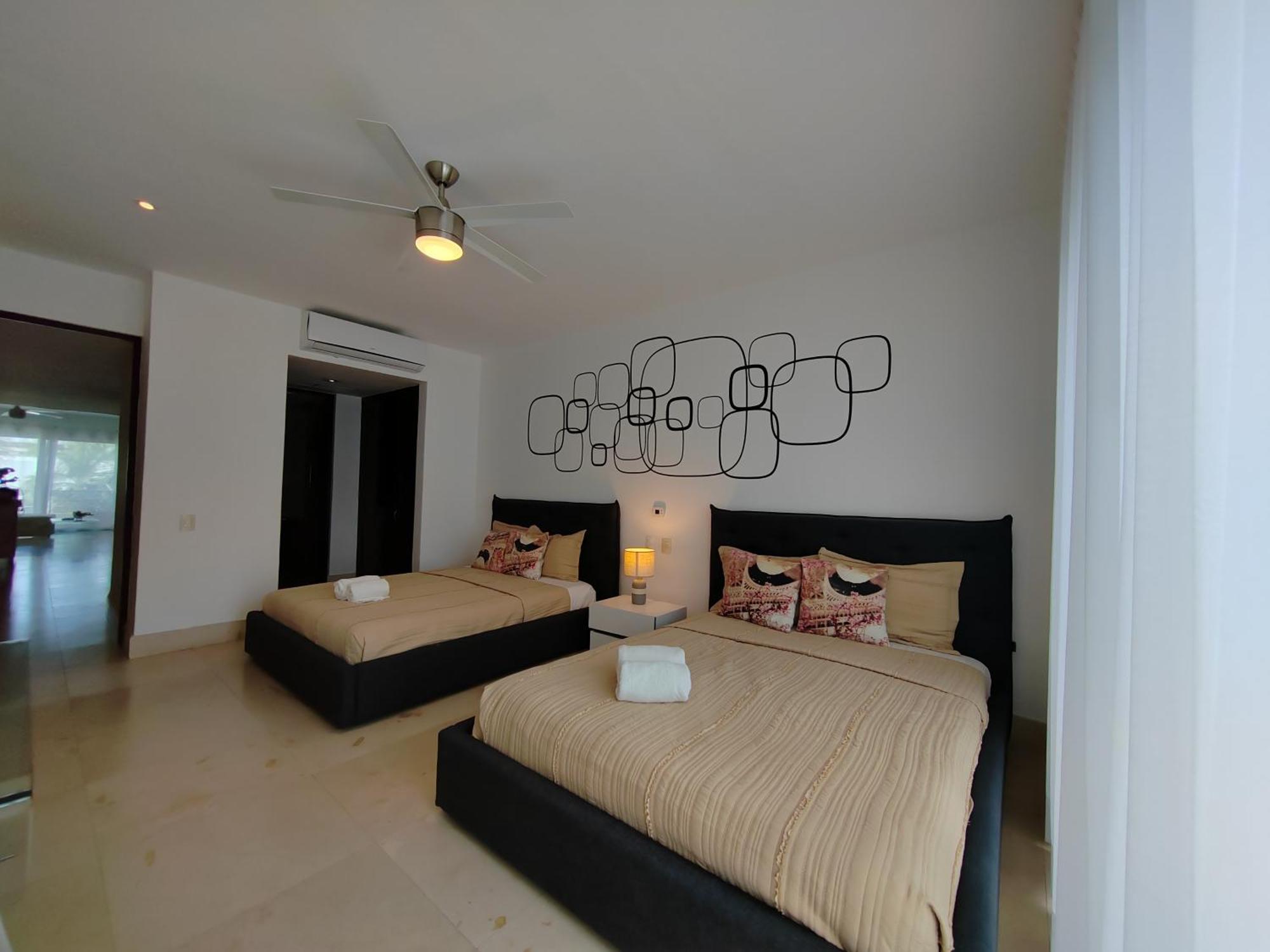 Luxurious & In Playa Steps From The Apartamento Playa del Carmen