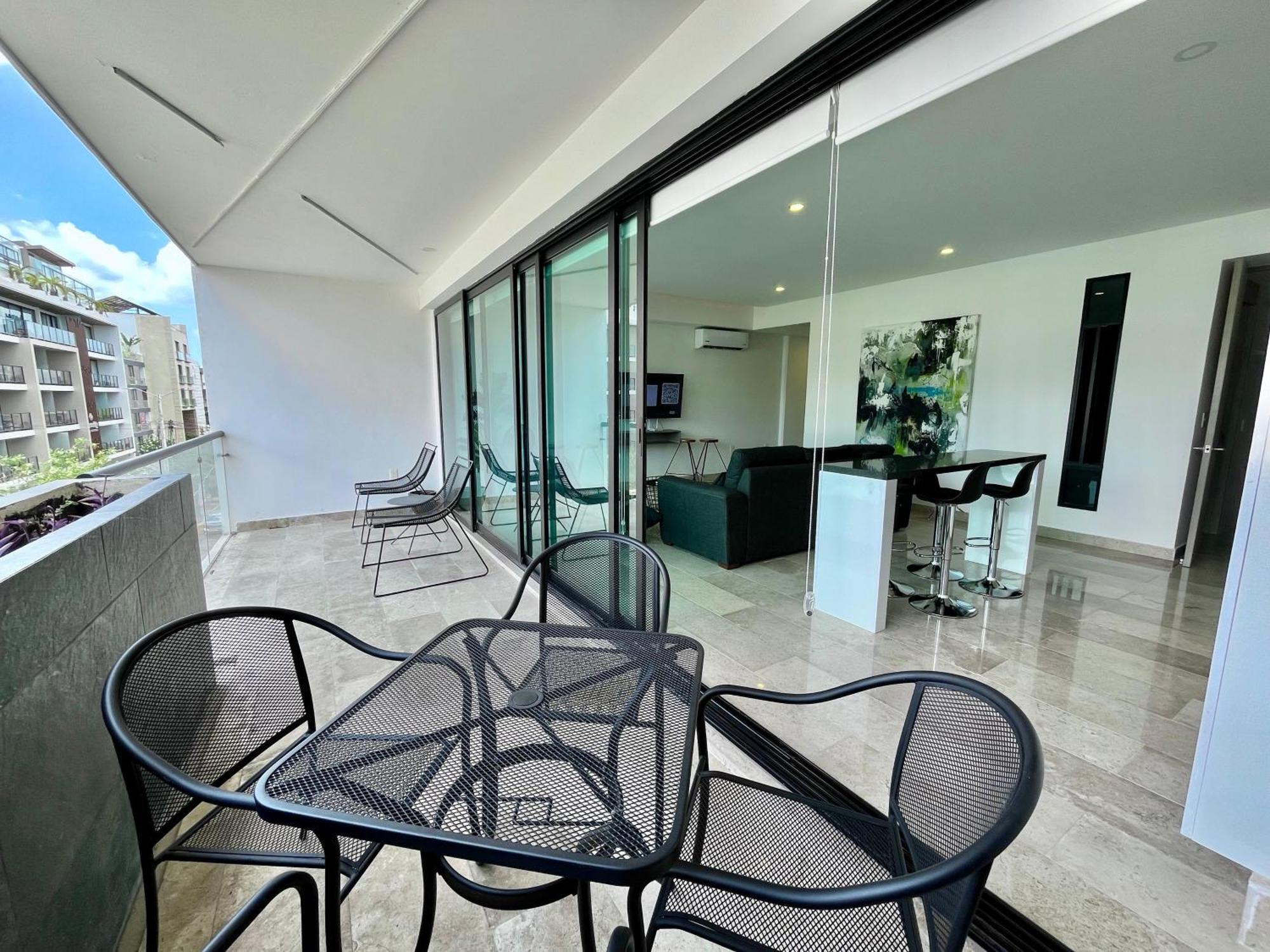 Spectacular Views And Comfort In *