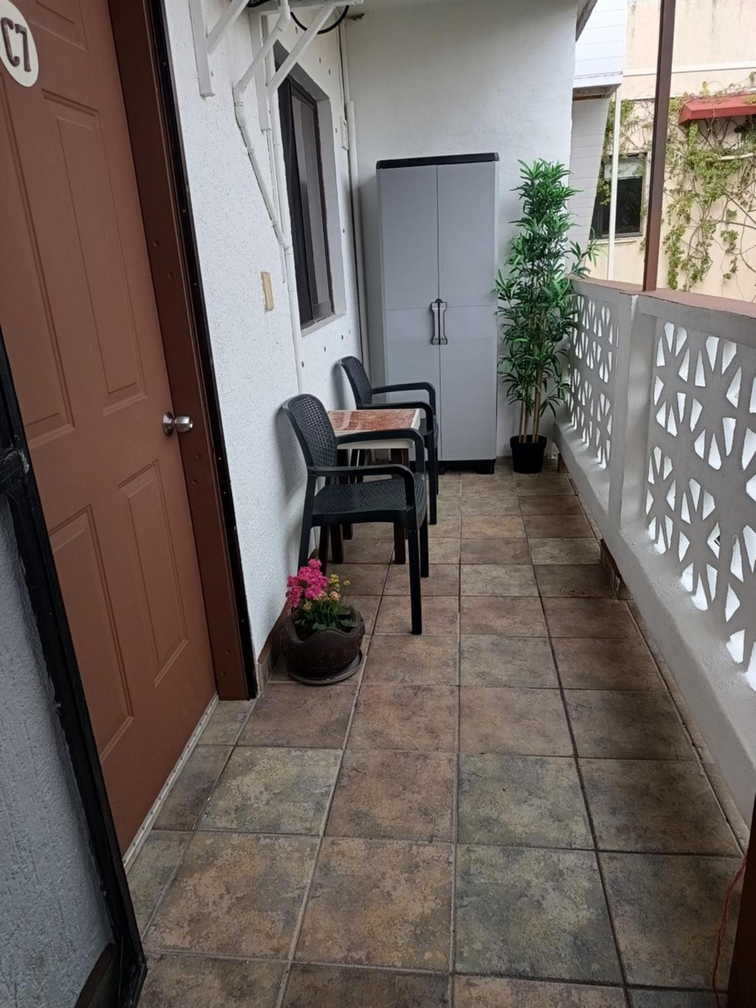 Brisas Apartment *