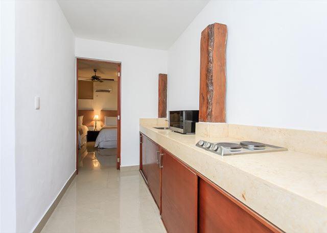Magic Ph Steps From Mamitas Beach! Apartment *