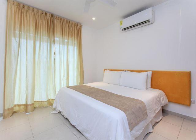 Magic Ph Steps From Mamitas Beach! Apartment Playa del Carmen