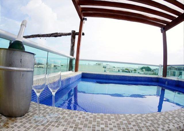 Magic Ph Steps From Mamitas Beach! * Playa del Carmen
